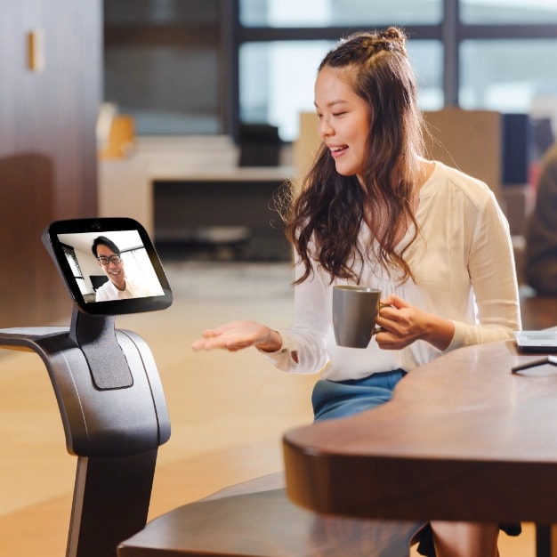 how-technology-is-reshaping-the-role-of-the-it-department-thumbnail-626w-x-627h