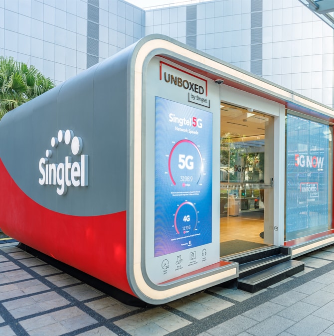 Robotic retail powered by <span class=