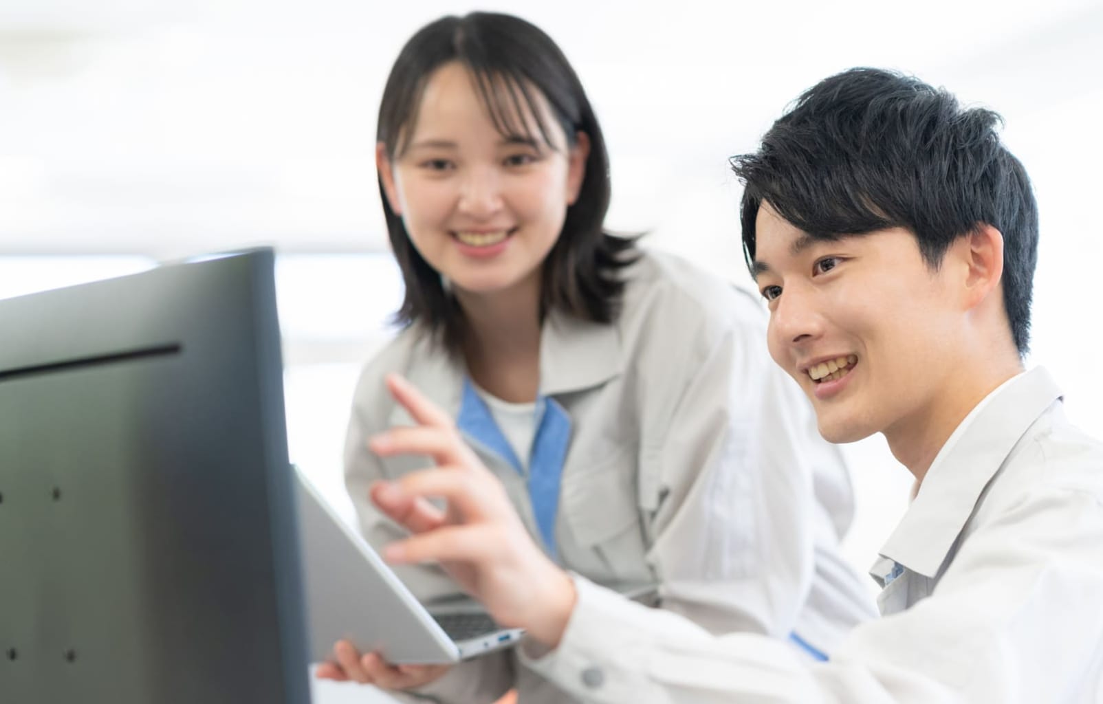 Enabling AI-powered high performance IT services for a global workforce
